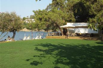 Alesta Yacht Hotel 4*