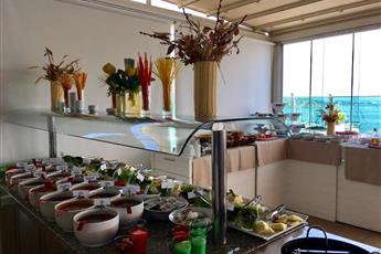 Alesta Yacht Hotel 4*