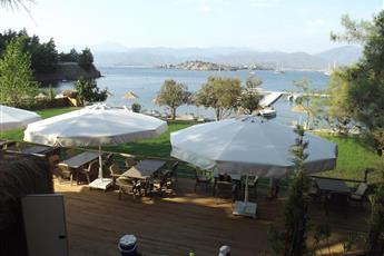 Alesta Yacht Hotel