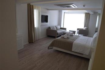 Alesta Yacht Hotel