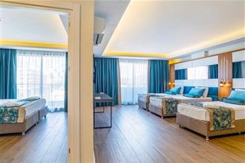 Algora Halal Hotel 4*