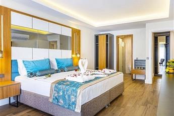 Algora Halal Hotel 4*