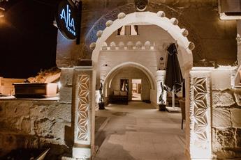 Alia Cave Hotel 5*