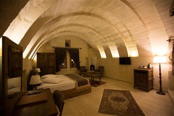 Alia Cave Hotel 5*