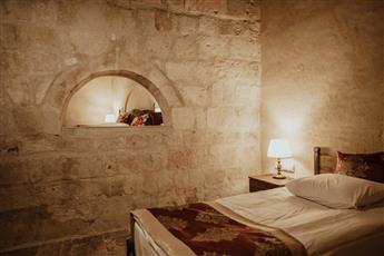 Alia Cave Hotel 5*