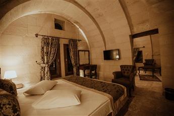 Alia Cave Hotel 5*
