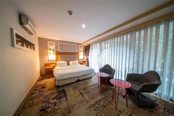 All Seasons Hotel 4*