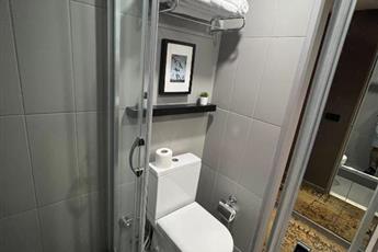 All Seasons Hotel 4*