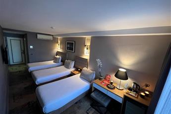 All Seasons Hotel