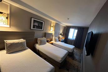 All Seasons Hotel