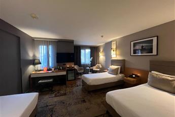 All Seasons Hotel