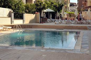 Almena City Hotel 3*