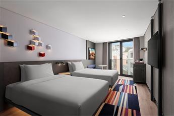 Aloft Istanbul Karakoy 5*