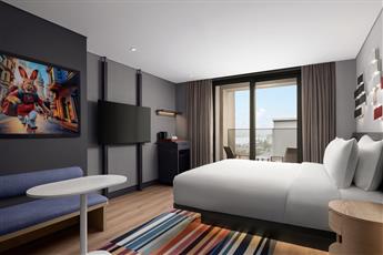 Aloft Istanbul Karakoy 5*