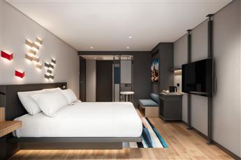 Aloft Istanbul Karakoy 5*