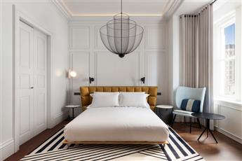 Aloft Istanbul Karakoy 5*