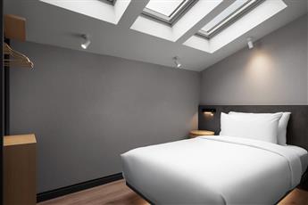Aloft Istanbul Karakoy 5*