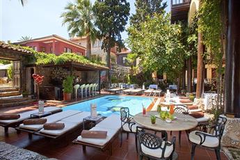 Alp Pasa Boutique Hotel 5*