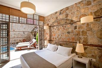 Alp Pasa Boutique Hotel 5*