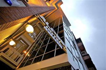 Alpinn Hotel