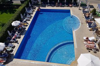 Amaris Hotel 3*