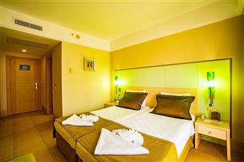 Ambassador Hotel & SPA 4*