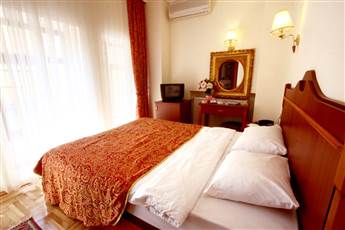 Amber Hotel Istanbul 3*