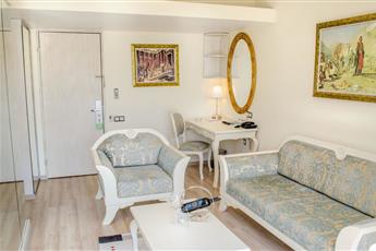 Ambrosia Hotel Beach & Spa 5*