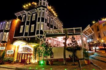 Amiral Palace Hotel