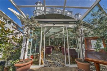 Amiral Palace Hotel