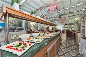Amiral Palace Hotel