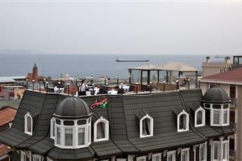 Amiral Palace Hotel