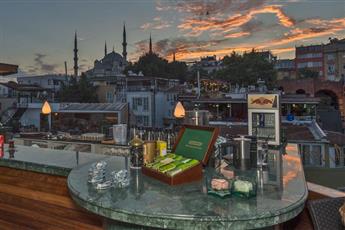 Amiral Palace Hotel