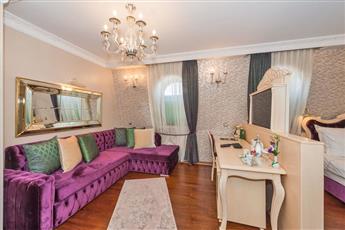 Amiral Palace Hotel