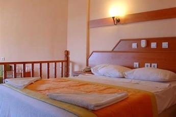 Amos Hotel 3*