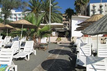 Amos Hotel
