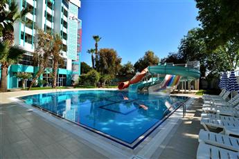 Ananas Hotel 4*