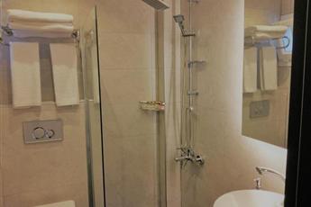 Anar Hotel