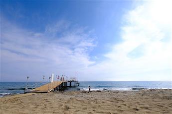 Anitas Beach Hotel 4*