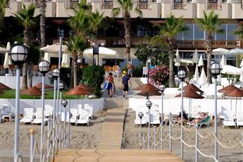 Anitas Beach Hotel