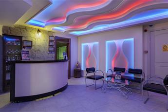 Anitas Beach Hotel