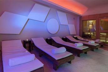 Anitas Beach Hotel