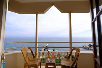 Anitas Beach Hotel
