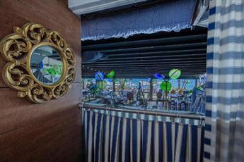 Anjeliq House Hotel