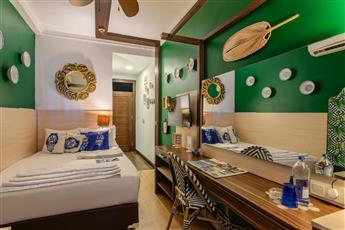 Anjeliq House Hotel