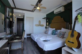 Anjeliq House Hotel