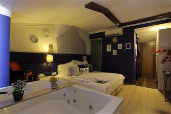 Anjeliq House Hotel