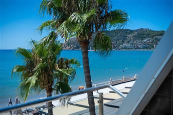 Anjeliq House Hotel