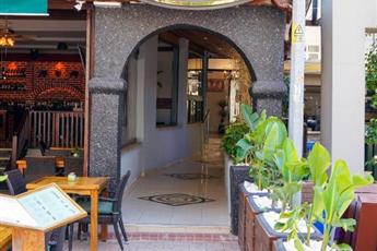 Anna Queen Hotel