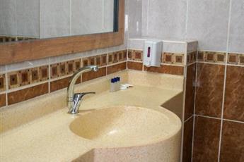Anna Queen Hotel